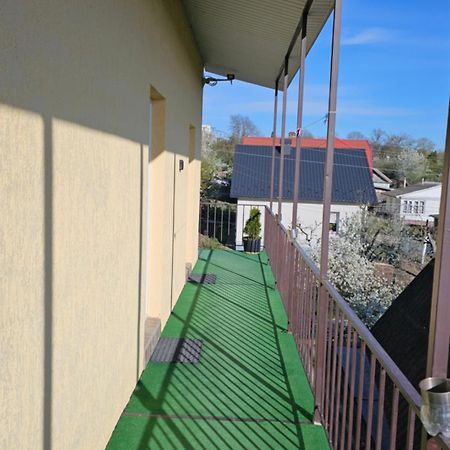 Domashniy Hotel Kamjanets-Podilskyi Eksteriør billede
