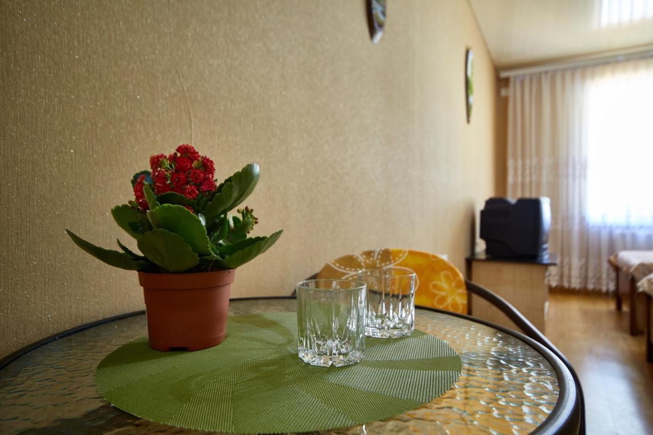 Domashniy Hotel Kamjanets-Podilskyi Eksteriør billede
